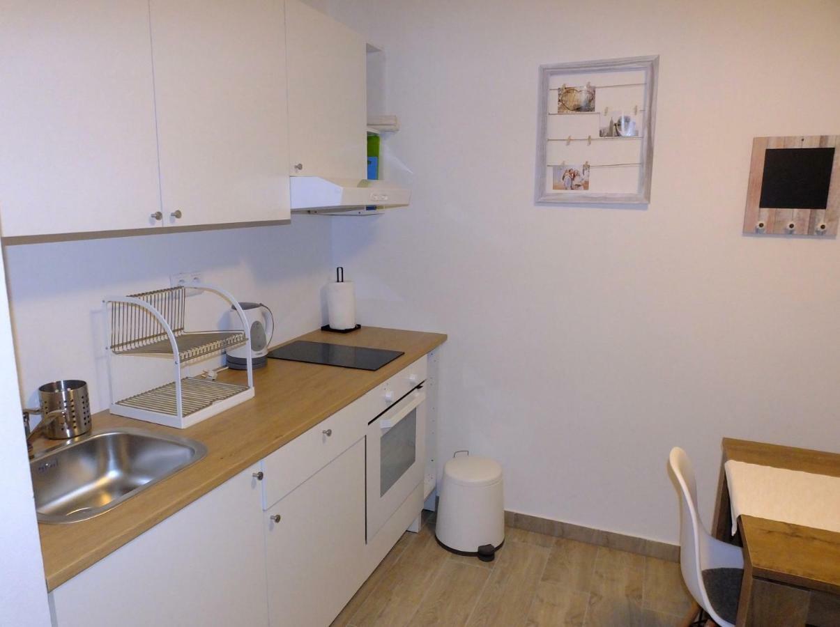 Apartmani Berno 斯塔利格拉德-帕克利尼卡 外观 照片