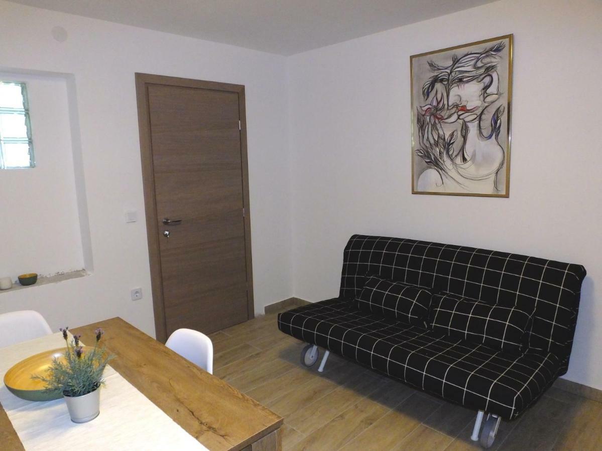 Apartmani Berno 斯塔利格拉德-帕克利尼卡 外观 照片