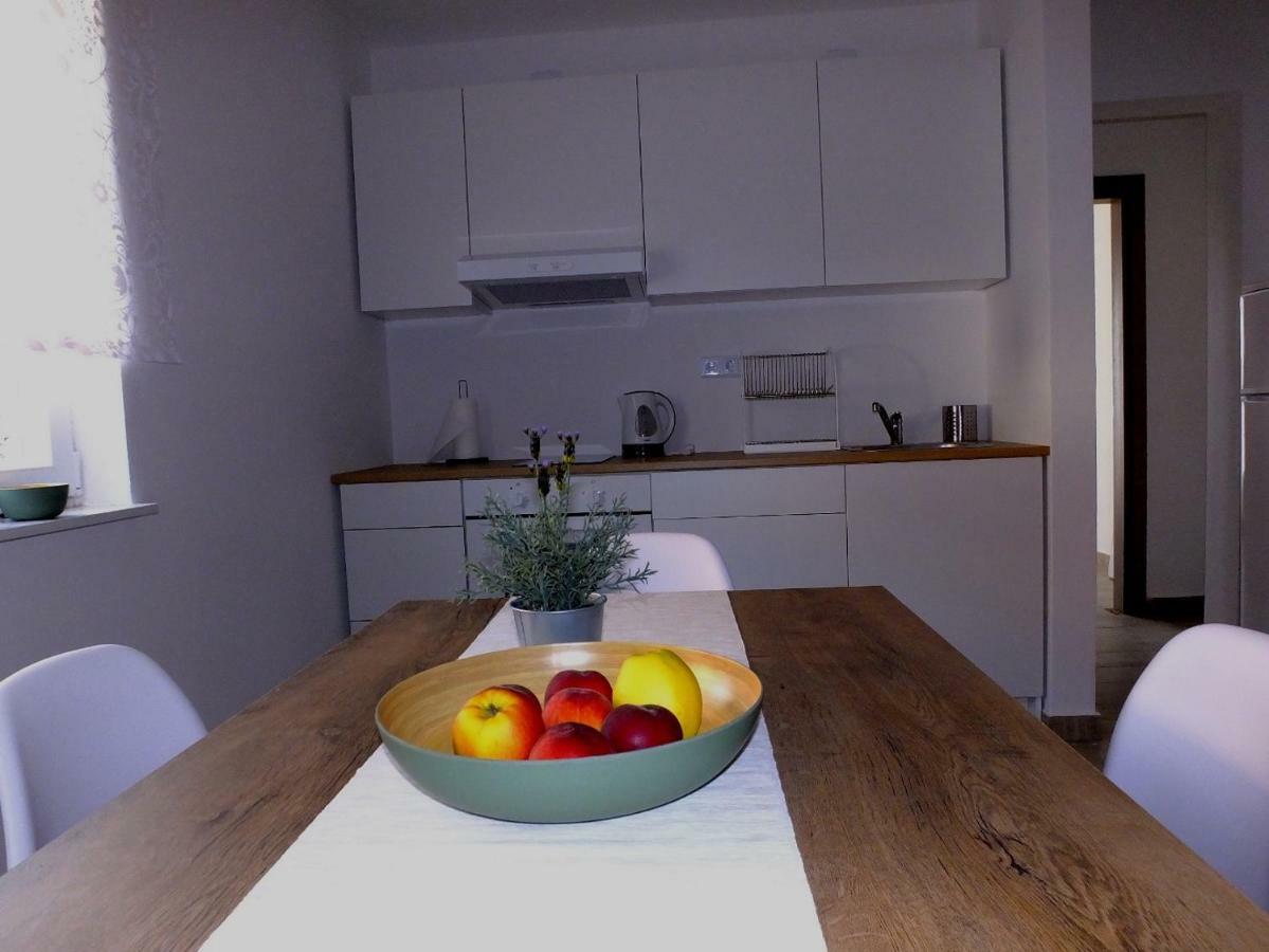 Apartmani Berno 斯塔利格拉德-帕克利尼卡 外观 照片